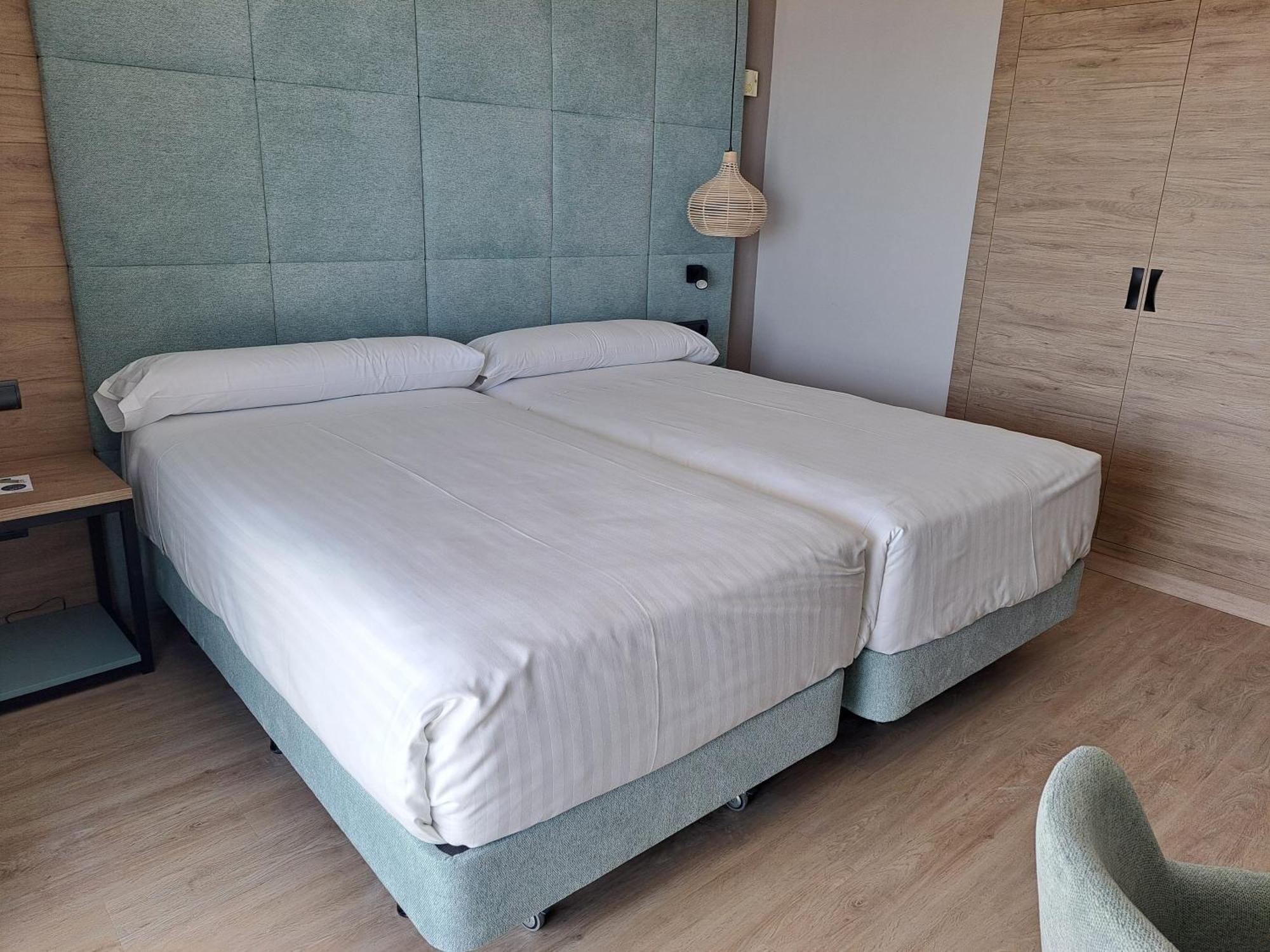 Hotel Maya Alicante Luaran gambar