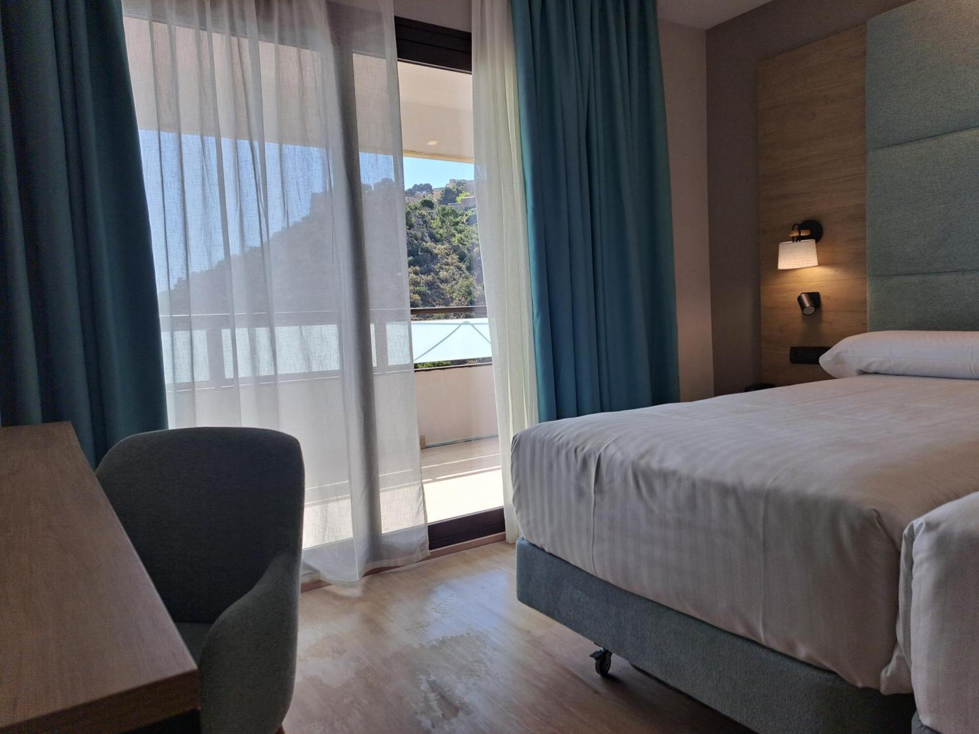 Hotel Maya Alicante Luaran gambar