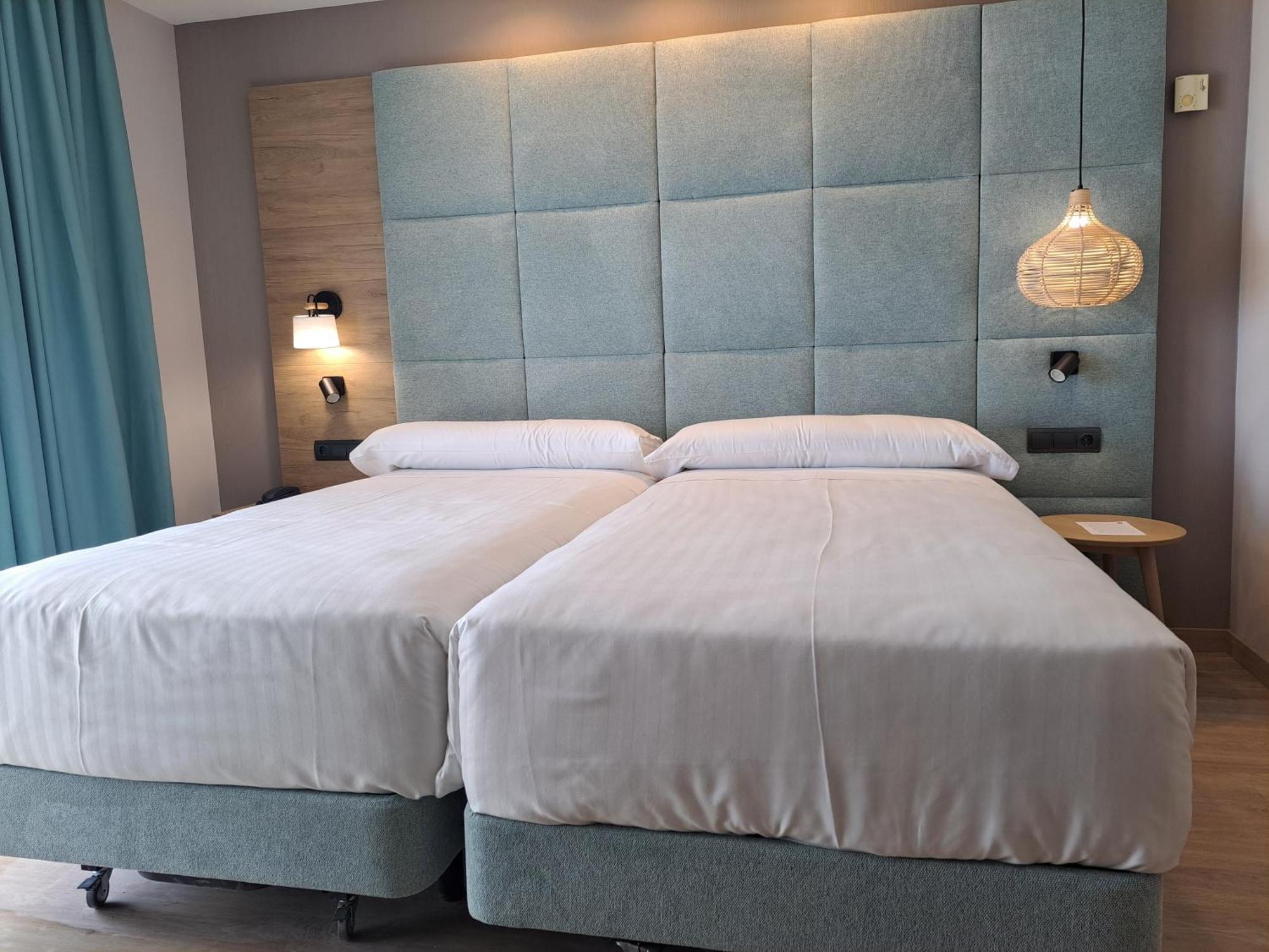Hotel Maya Alicante Luaran gambar