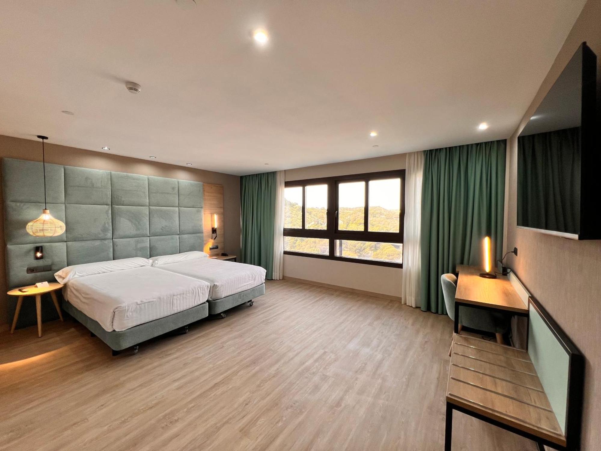 Hotel Maya Alicante Luaran gambar