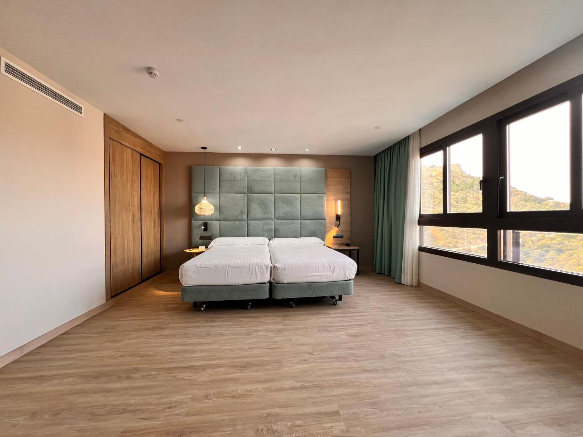 Hotel Maya Alicante Luaran gambar